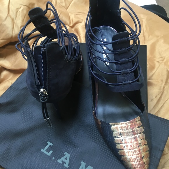 Women's Gwen Steffani Size 9 Gently Used - Picture 1 of 7